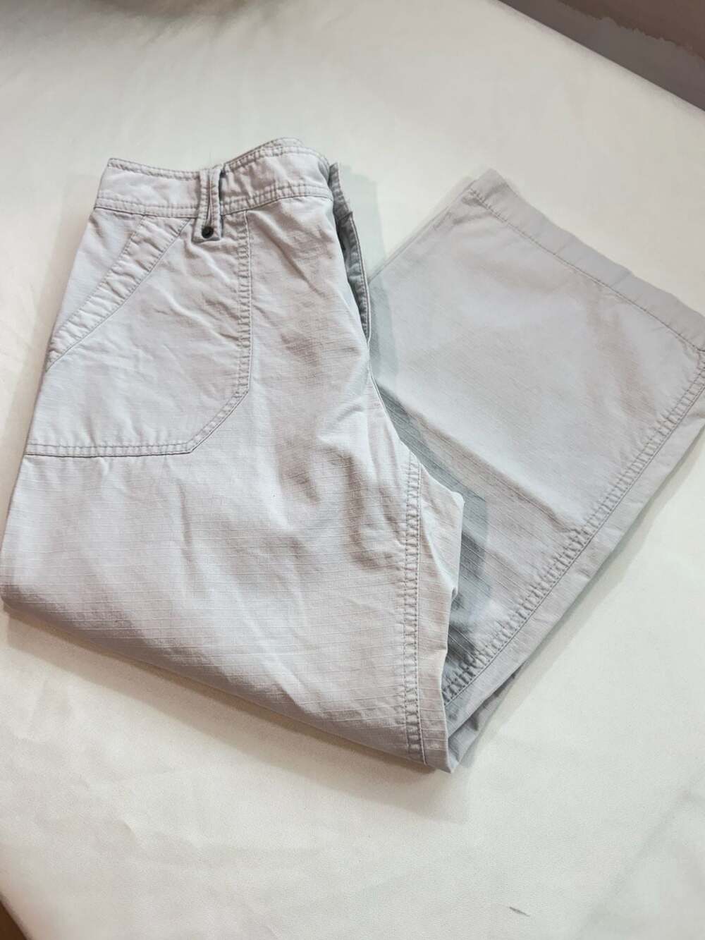 Caribbean Joe White Ripstop Cargo Capri Pants Utility Women’s Size 6